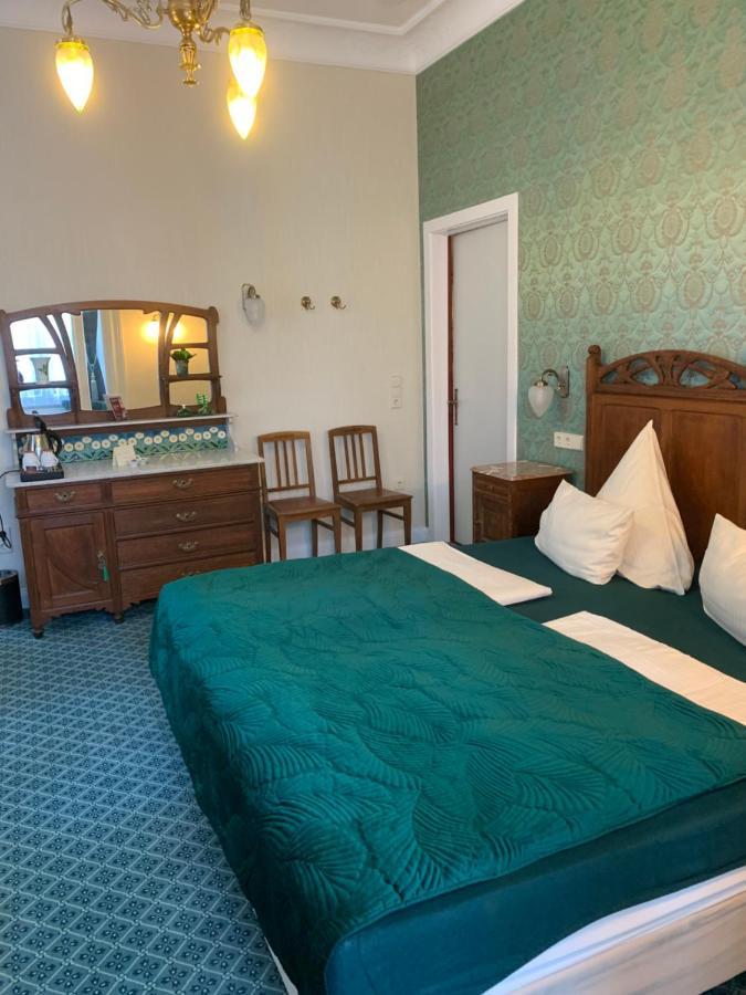 Hotel Seeufer Plön Buitenkant foto