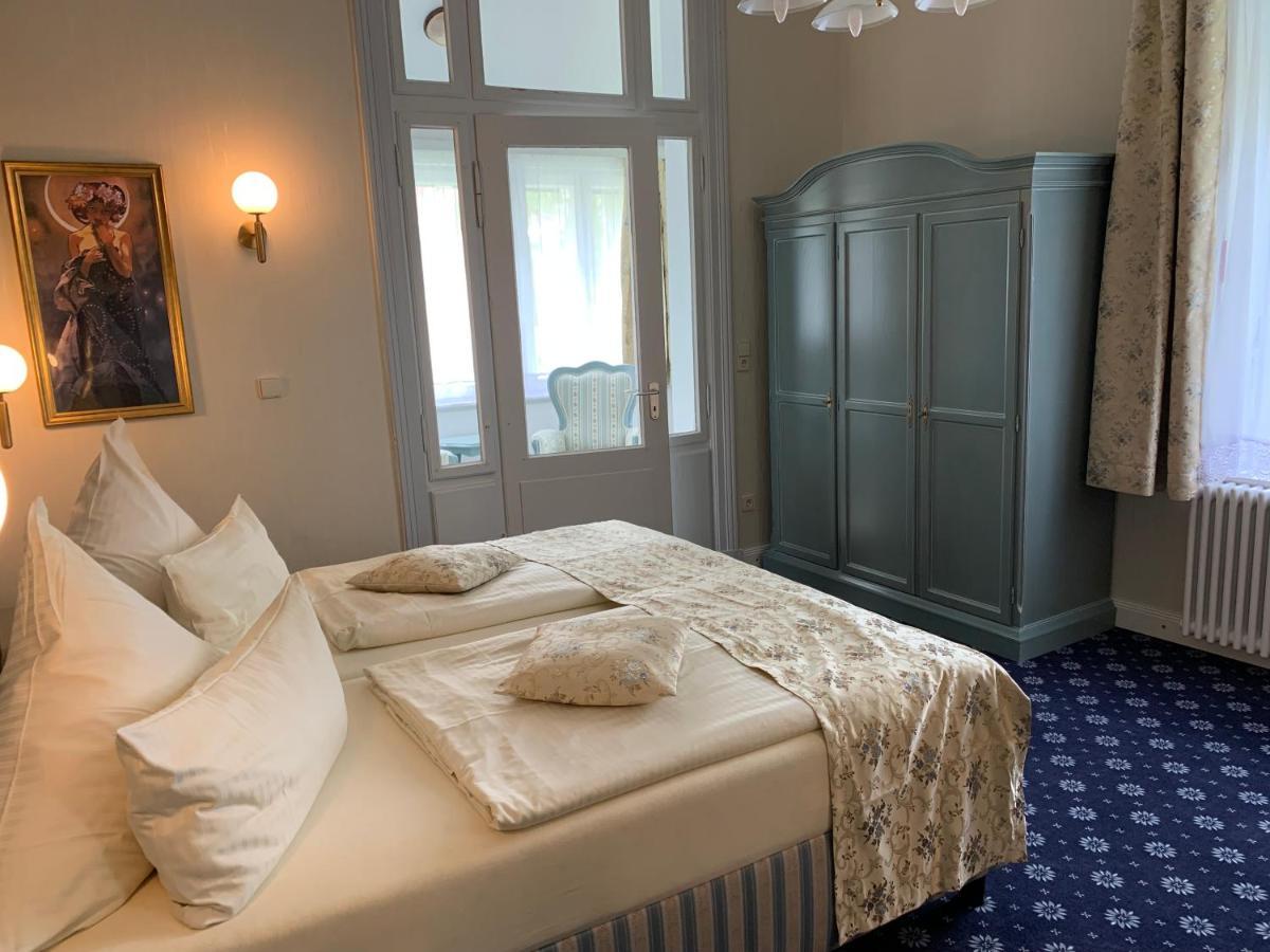 Hotel Seeufer Plön Buitenkant foto