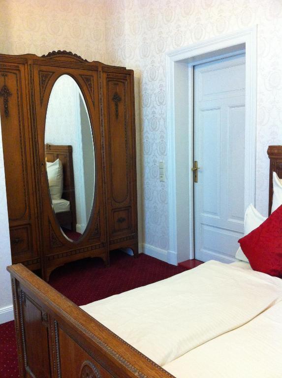 Hotel Seeufer Plön Buitenkant foto