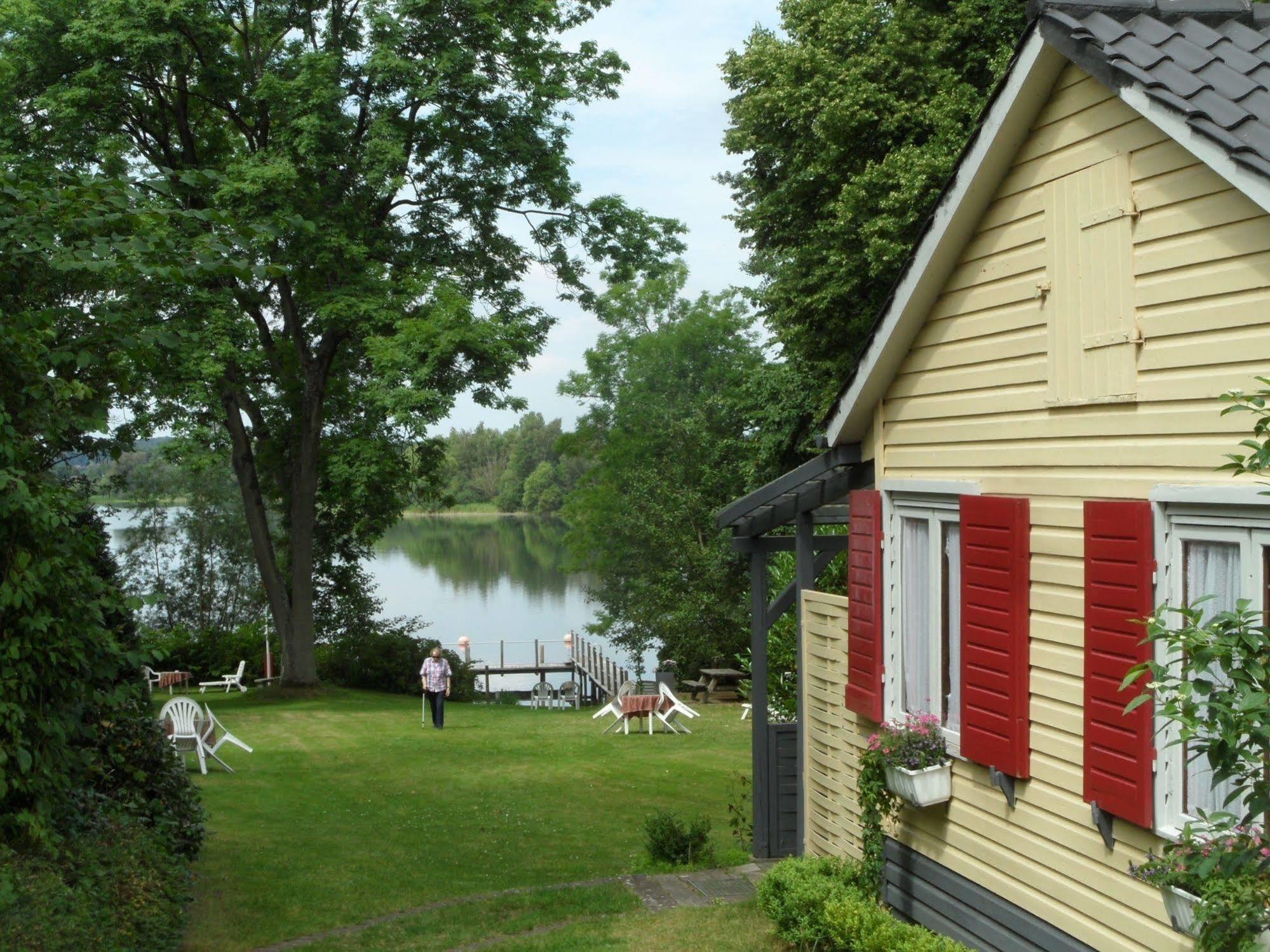 Hotel Seeufer Plön Buitenkant foto